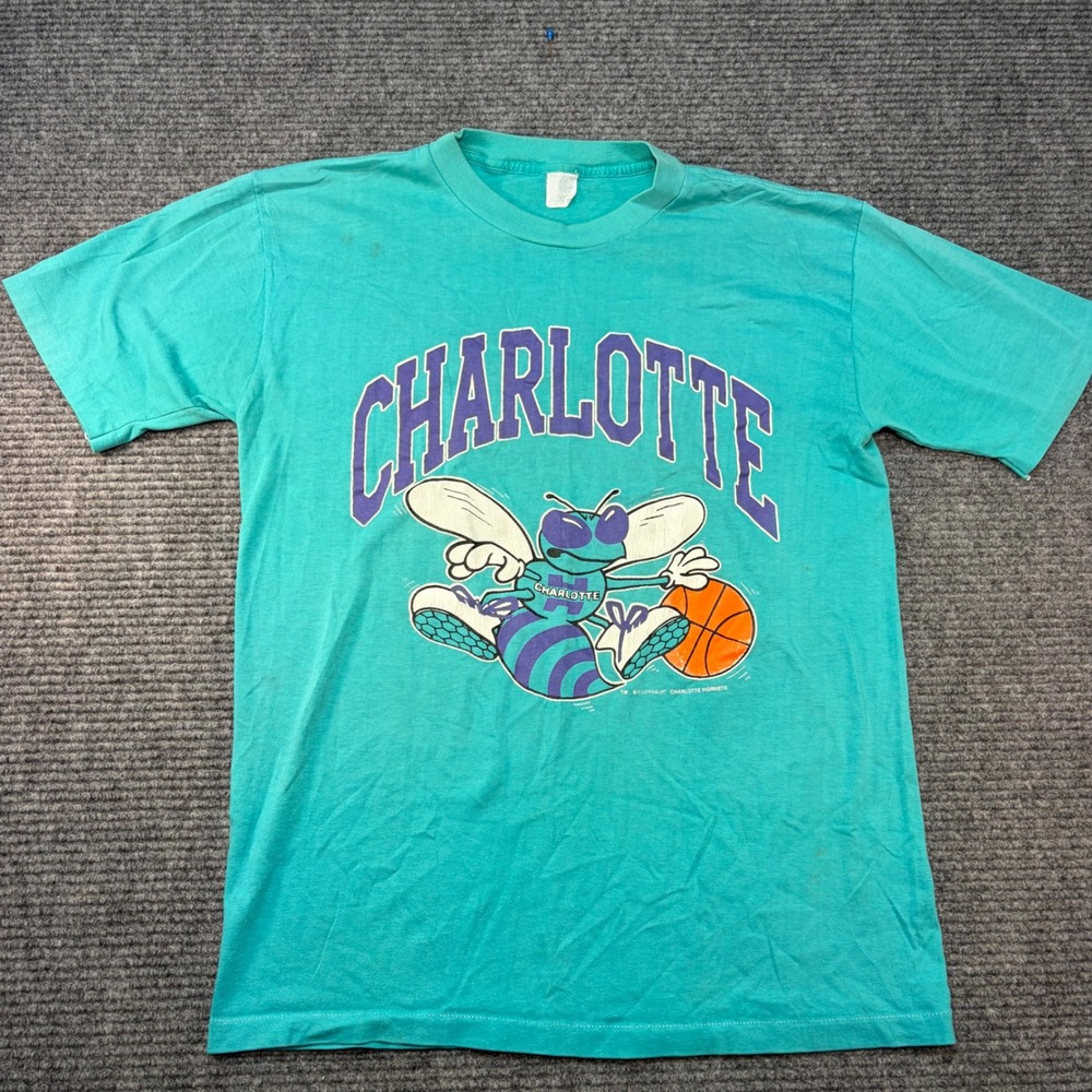 Vintage Charlotte Hornets T Shirt Mens Medium Teal Jostens Hugo NBA Basketball